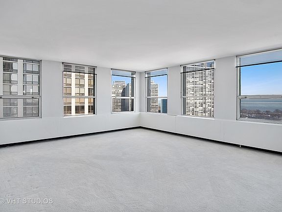 3rd image of 2626 N Lakeview Ave APT 1702