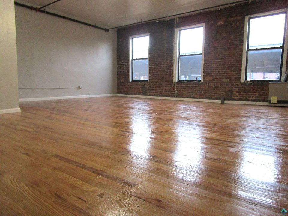 1st image of 1131 Myrtle Ave APT 304