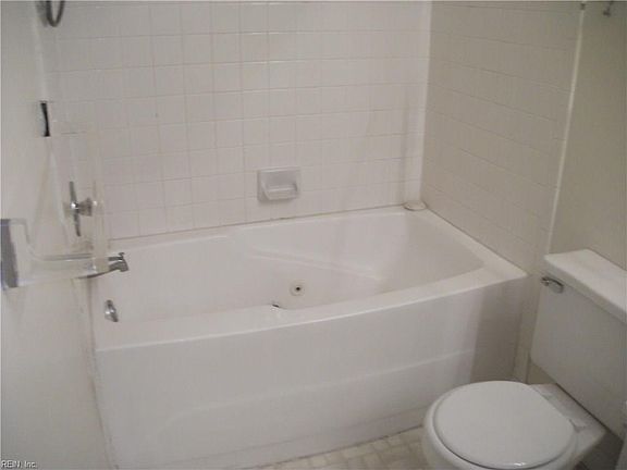 3rd image of 9535 Bay Front Dr APT 303