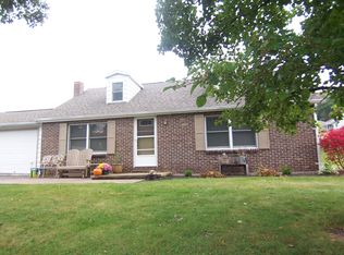 153 Walnut Ln, Jersey Shore, PA 17740