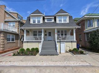 19 S Wyoming Ave, Ventnor, NJ 08406