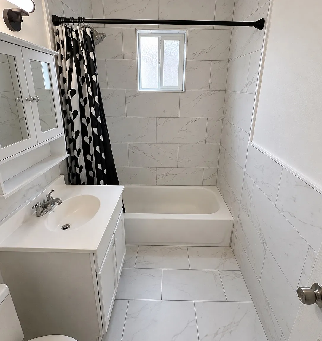 2 bed, 750 sqft, $2,250 — Photo 3