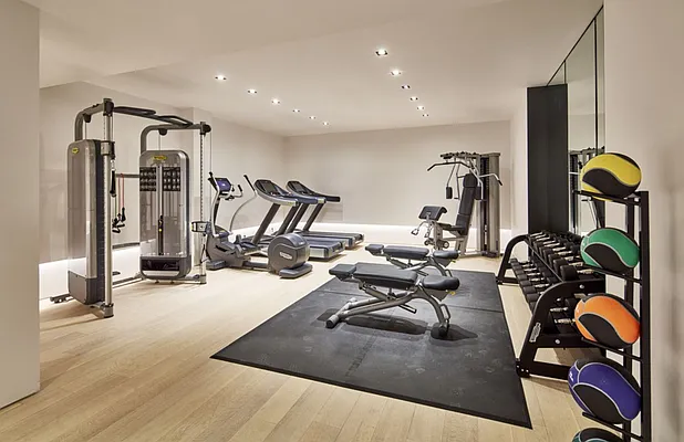 Rented by Compass | media 55