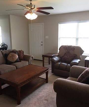 5th image of 317 Candlewood Cir