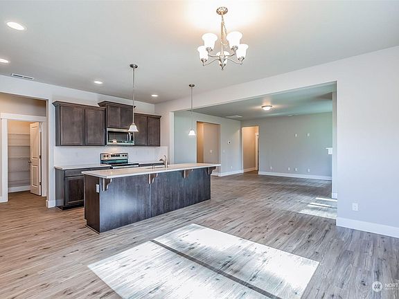 5th image of 4924 206th Street Ct E