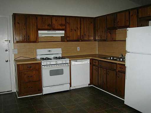 2nd image of 456 Shady Lane Cir