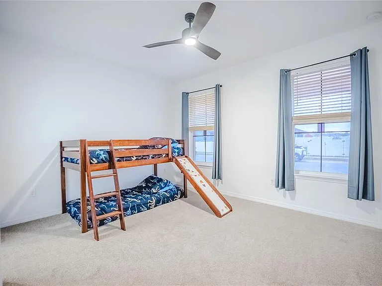 6200 SW 72nd Ter — Photo 32