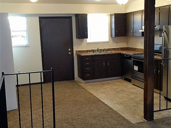 2nd image of 327 N Columbine St APT B