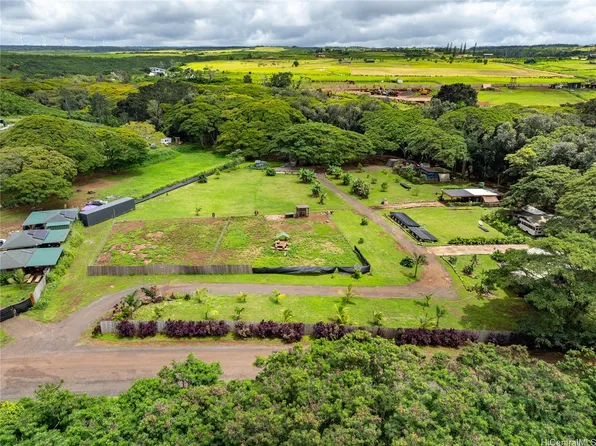 0 Kamehameha Hwy #B-1, Haleiwa, HI 96712