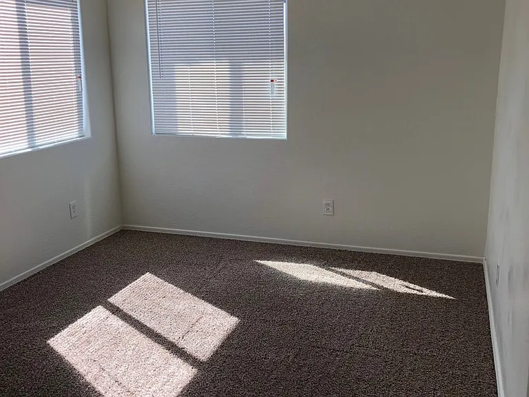 45579 W Dutchman Dr — Photo 22