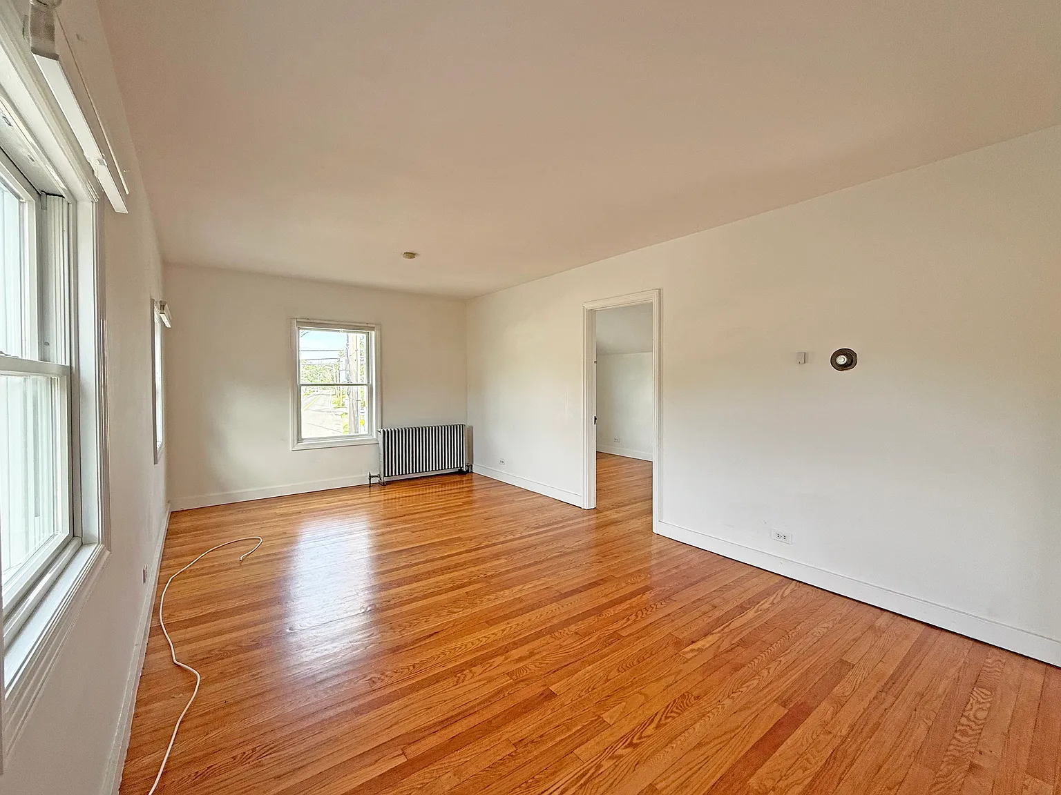 Year-Round East Quogue Rental — Photo 3