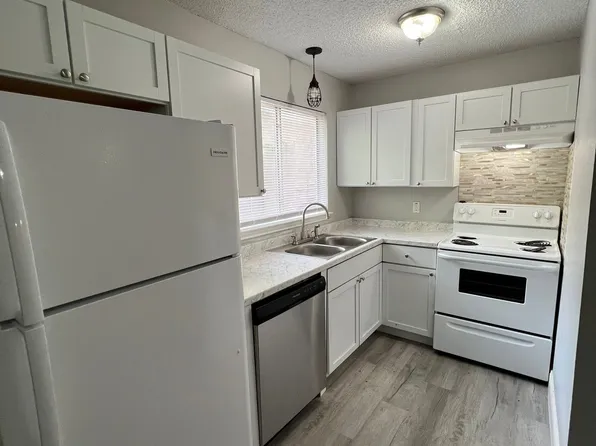 10641 Starcrest Dr #10643, San Antonio, TX 78217