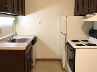3333 S Clement Ave APT 34, Milwaukee, WI 53207