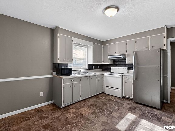 5th image of 1544 31st Street Ct SE