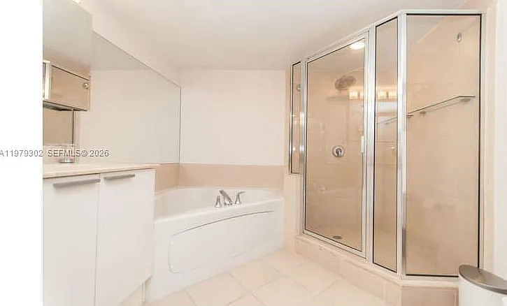 16699 Collins Ave #2406 — Photo 21