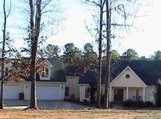 1321 Clearwater Ln, White Plains, GA 30678