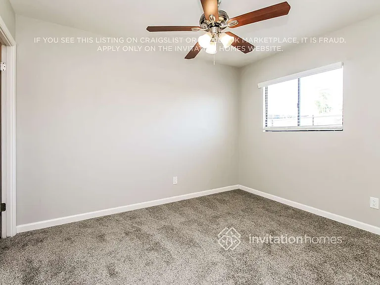 1027 E Frost Dr — Photo 11
