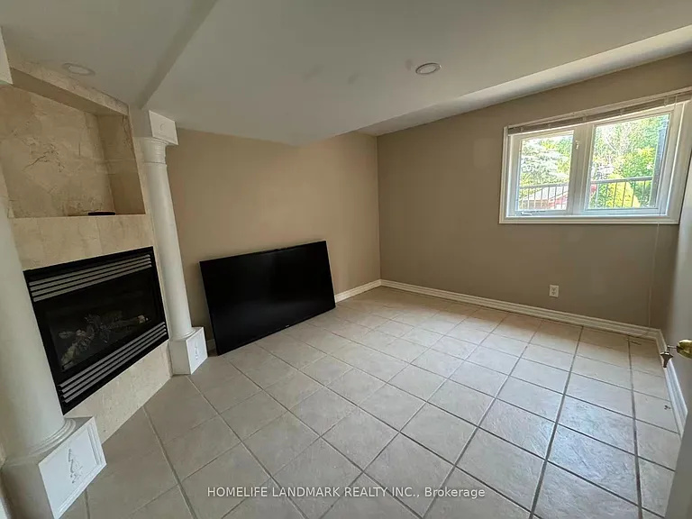 77 Greenbank Dr #BASEMENT — Photo 4