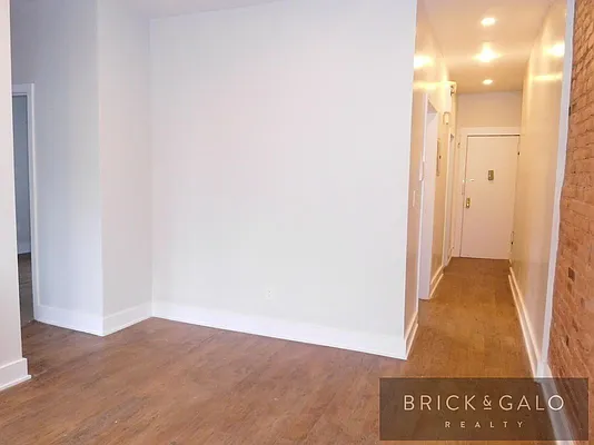 Rented by BRICK & GALO REALTY CORP | media 25