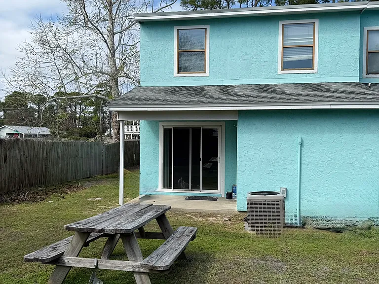 6221 Hibiscus Ave — Photo 3