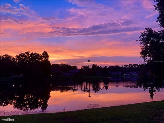 5th image of 1545R Lake Heron Dr