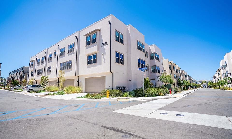 1st image of 5381 Calle Rockfish #62