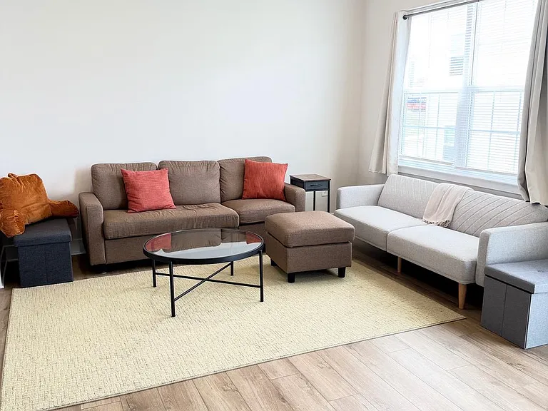 1235 Greylock Ln — Photo 11