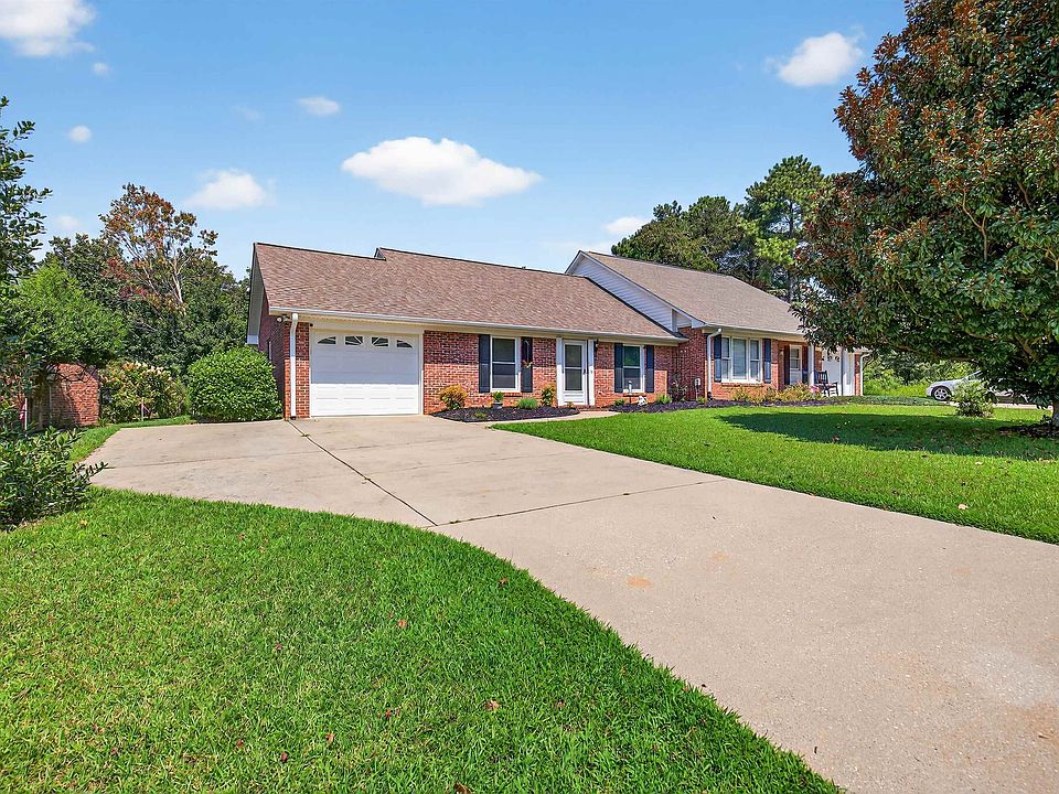 1st image of 119 Brixton Ct