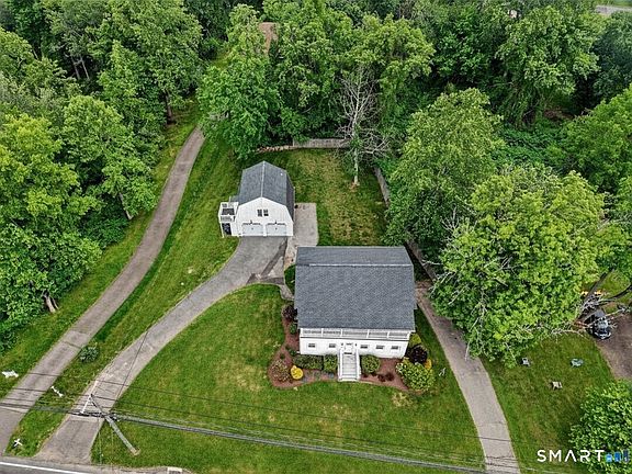 2nd image of 421-AB Shelton Road