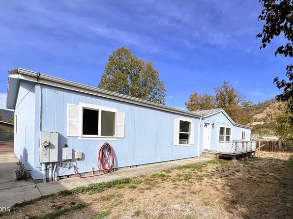 374 Joseph Cir, Gold Hill, OR 97525