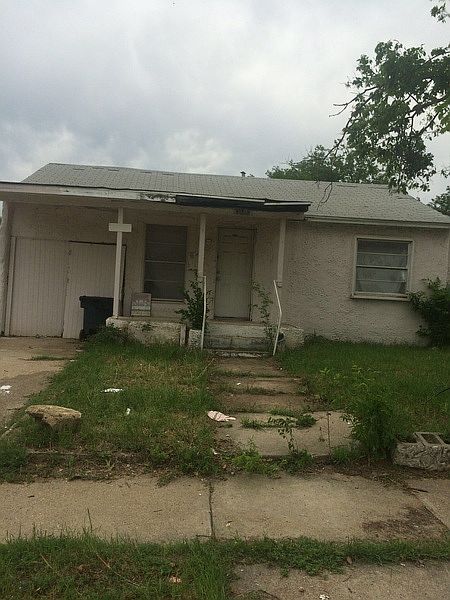 1st image of 1008 W Hammond St