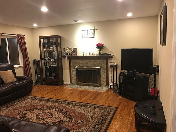 4th image of 3975 Manzanita Dr