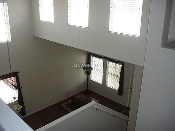 5th image of 174 Mount Earl Ave