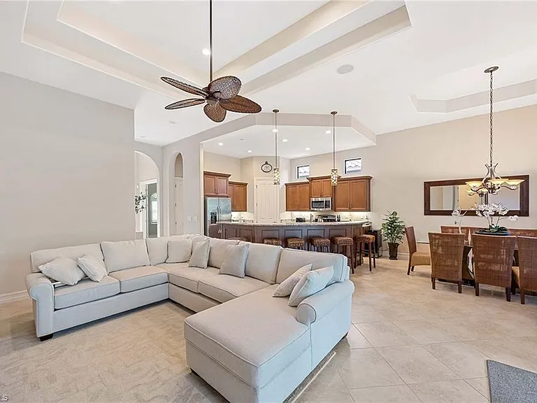 6255 Brunello Ln — Photo 8