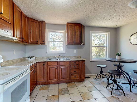 5th image of 509 Vinson Dr