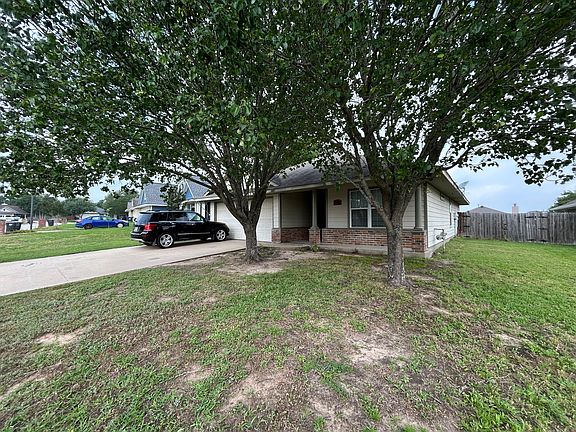 2nd image of 3933 Tranquil Path Dr