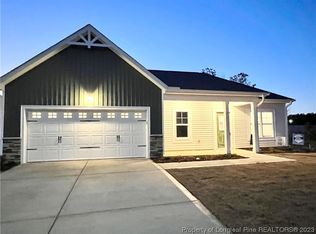 5670 Sidekick St, Hope Mills, NC 28348