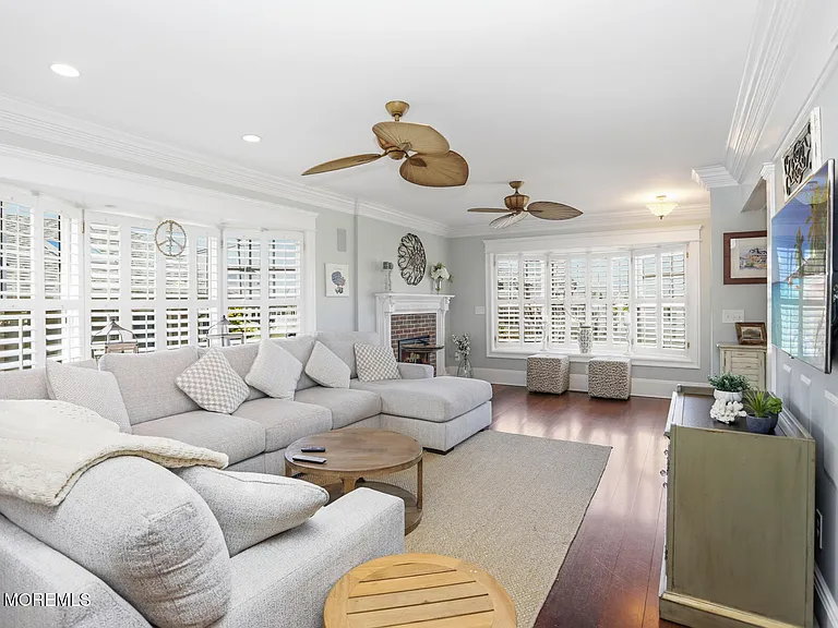 565 Trout Ave — Photo 14