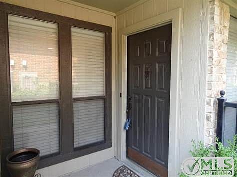 3rd image of 1201 Hillwood Way