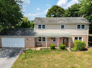 118 Old Orchard Rd, York, PA 17403