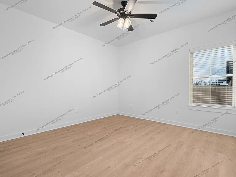 8809 Bainbridge Ct #A — Photo 19