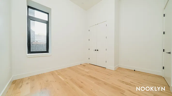 Rented by Nooklyn NYC LLC | media 9