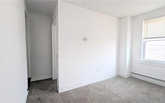 5th image of 1416 Washington St