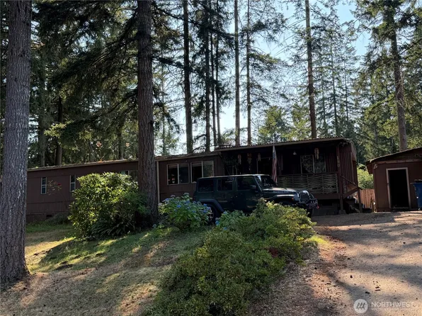 190 NE Caption Hook Drive, Belfair, WA 98528