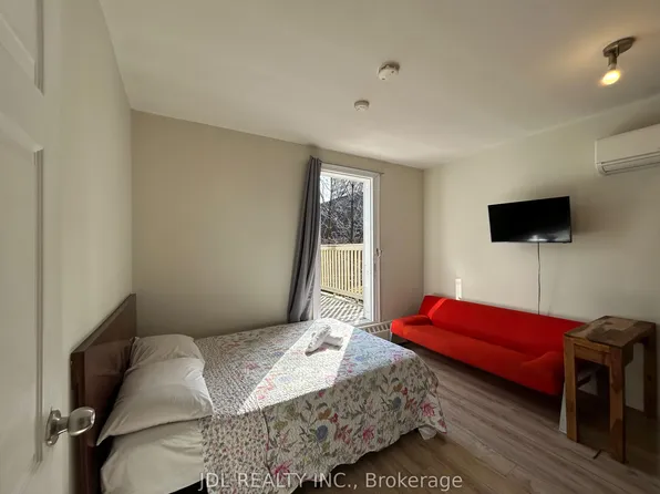 3 Pembroke St, Toronto, ON