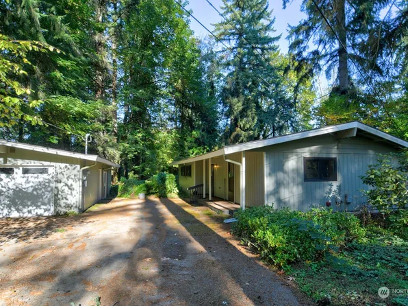 4220 23rd Avenue NE, Olympia, WA 98516