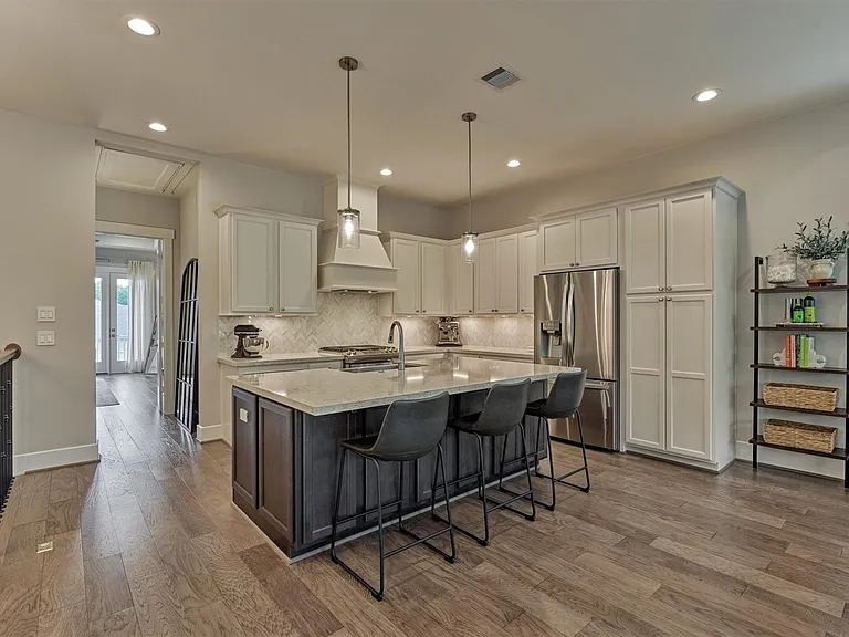 62 Dobbs View Ln — Photo 8