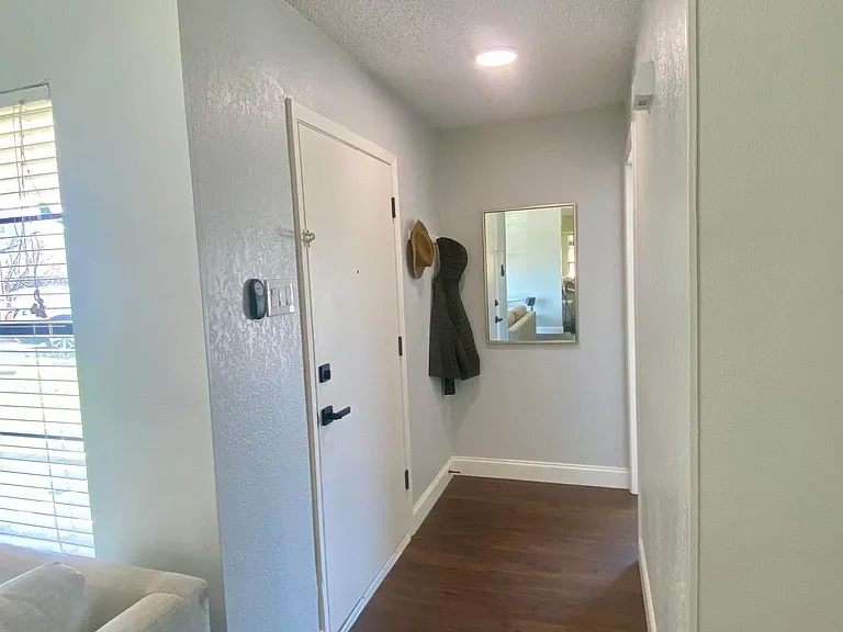9748 Windy Ridge Rd — Photo 20