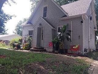 2nd image of 4238 Union St