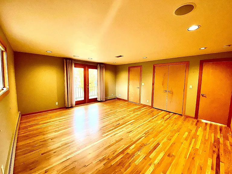 306 E Curling Dr — Photo 33
